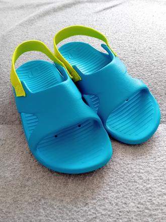 Sandále ku vode, decathlon,27