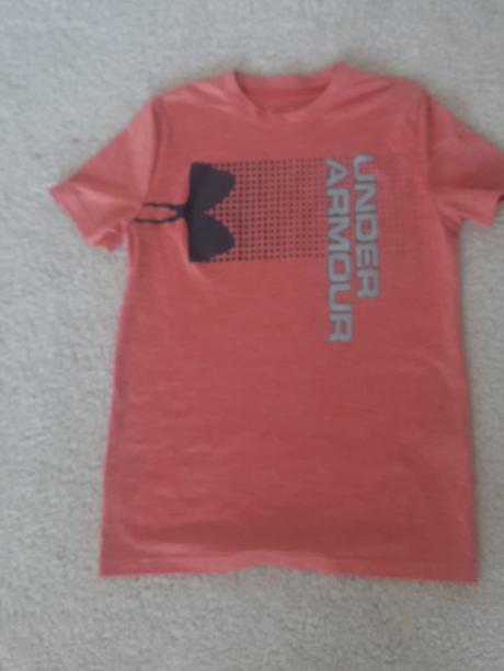 Ua tričko veľkosť 146, under armour,146