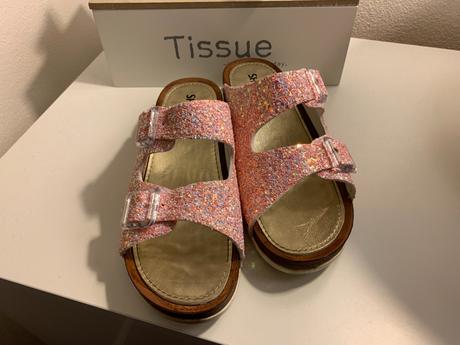 Trblietavé sandálky, 33