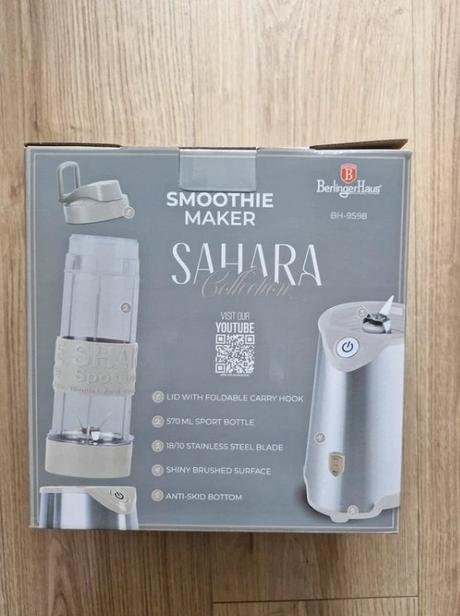 Smoothie maker s fľašou, 