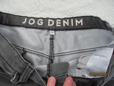 Riflové kraťasy, c&a,176