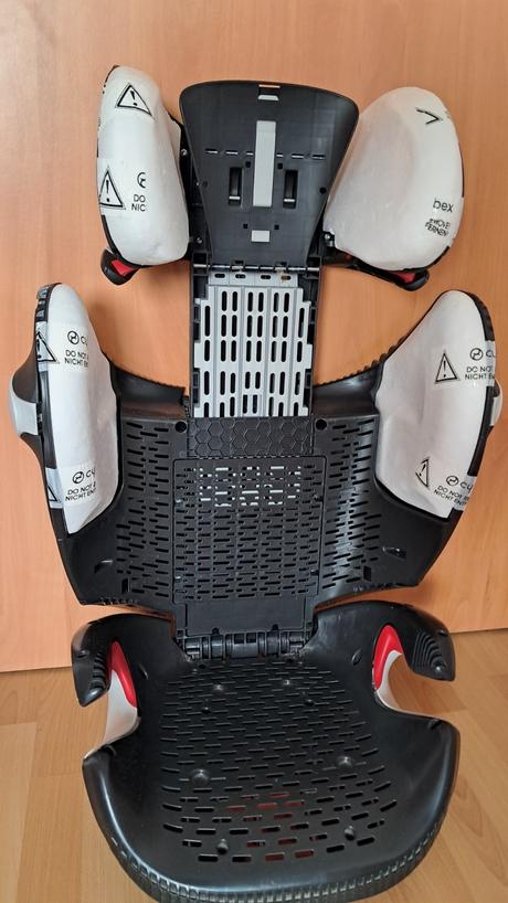 Autosedacka cybex solution m-fix gold line 15-36kg, cybex