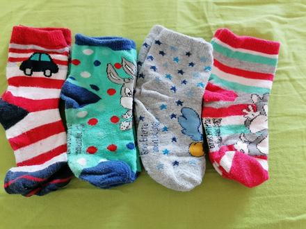 Farebné ponožky, 20