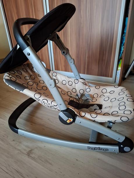 Polohovacie a hracie kresielko, 