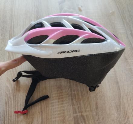 Dievčenská/ dámska prilba na bicykel veľ. s/m, s