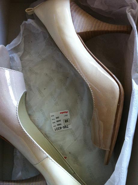 Prilezitostne nosene topanky bata, baťa,38