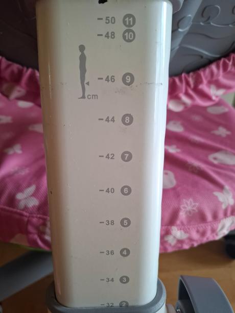 Rastúca stolička 2ks + kontajner,