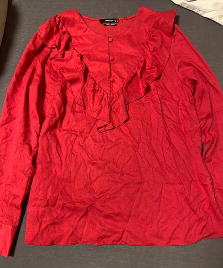 Cervena bluzka, reserved,xl
