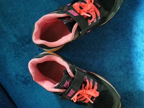Botasky č 2, nike,34