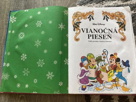 Veselé vianoce s mickey mousom a jeho priateľmi,