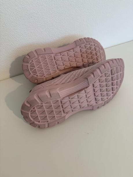 Tenisky, 38