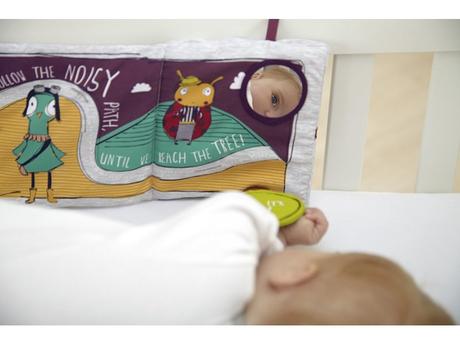 Interaktívna knižka pre bábätká - mamas & papas,