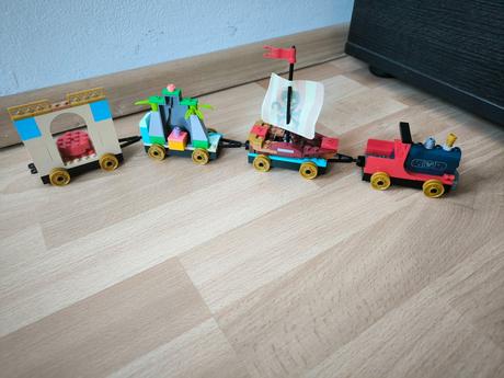 Lego disney vlacik 43212, 