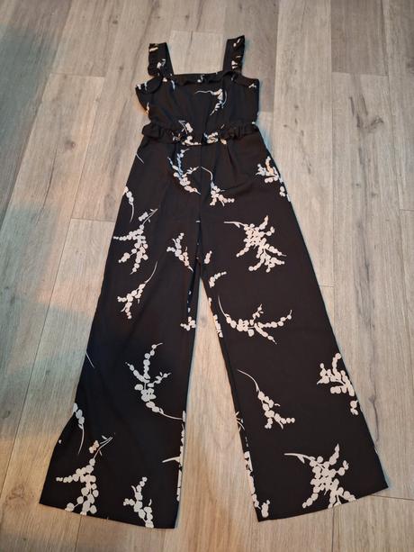 Príležitostný overal, m