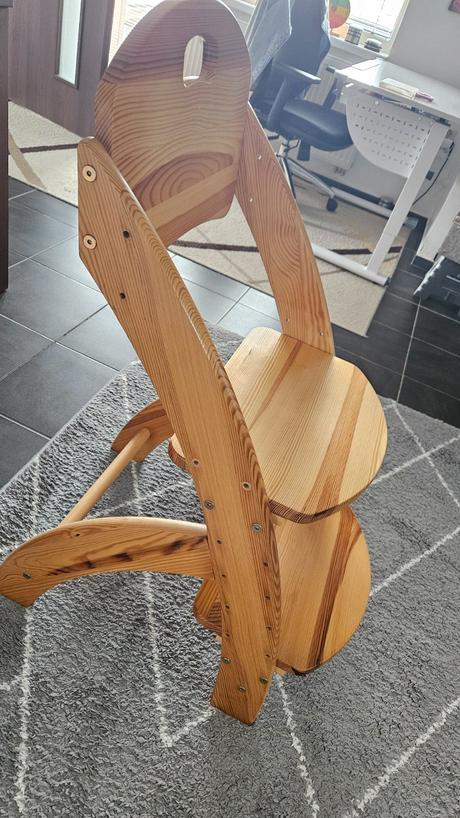 Detska rastuca stolicka,