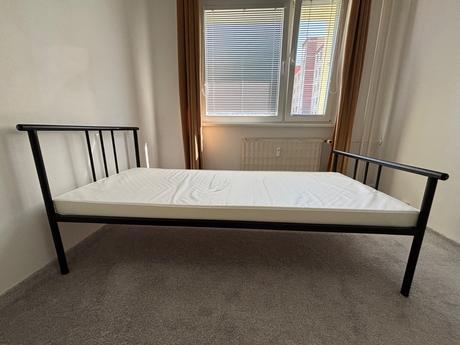 Kovová jednoposteľ, šírka (cm): 90,dĺžka (cm): 200