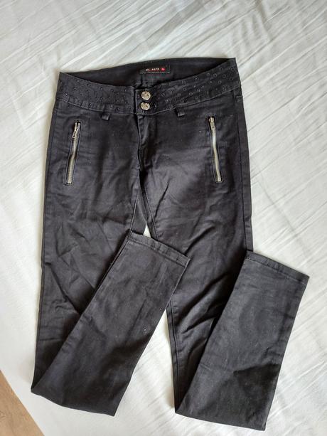 Rifle s nizkym sedom, 26