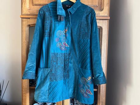 Predám zánovný kabát sanu-babu orient - l-, l