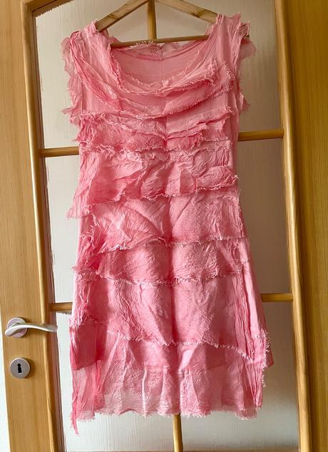 Ľakhé letné lososvé šaty, s