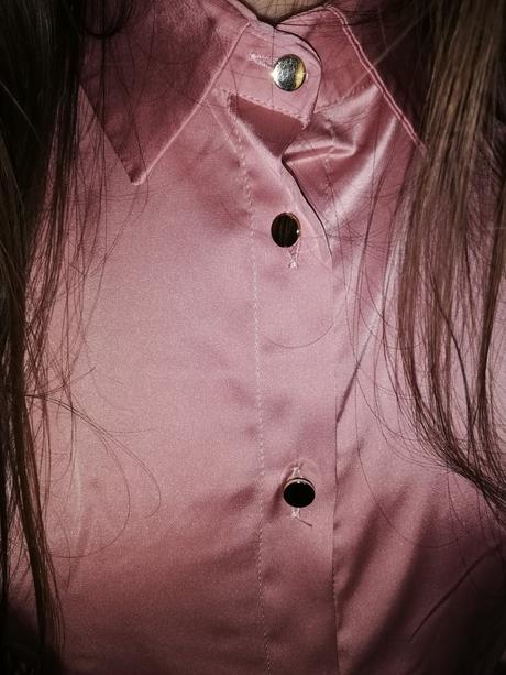 Dámska elegantná bluzka., s