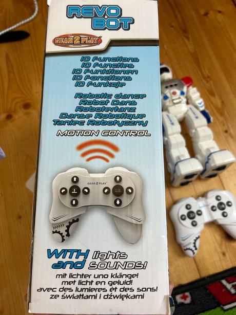 Robot revobot, 