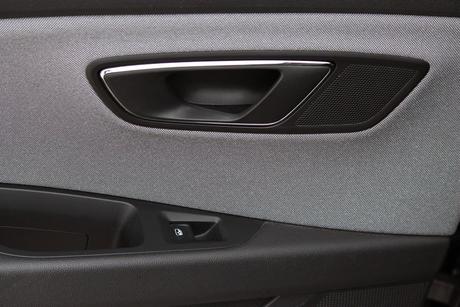 Seat leon combi automat - prenájom,