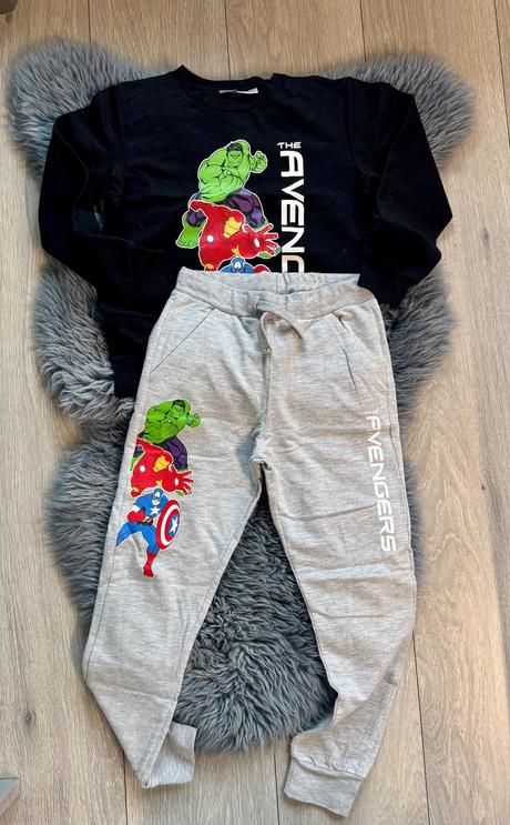 Avengers teplakova suprava, 128