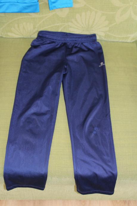 Športový komplet, decathlon,128