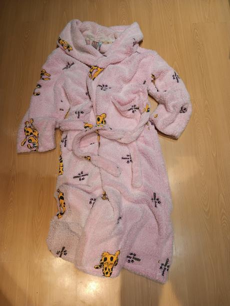 Zupan so psikmi, vienetta secret,l