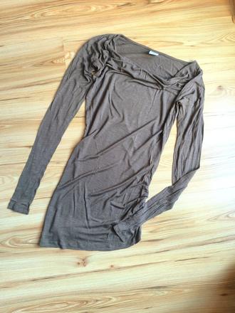 Predĺžené olivové tričko zn. vero moda, vero moda,xs