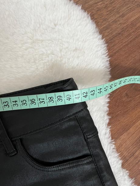 Čierne kraťasy, xl