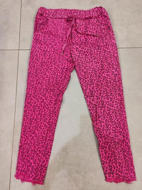 Nohavice so zvieracím vzorom, m