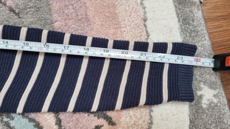 B3299 svetrík, h&m,134