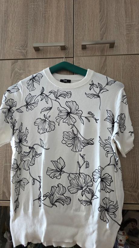 Pulovrik damsjy xl zn.c&a, c&a,xl