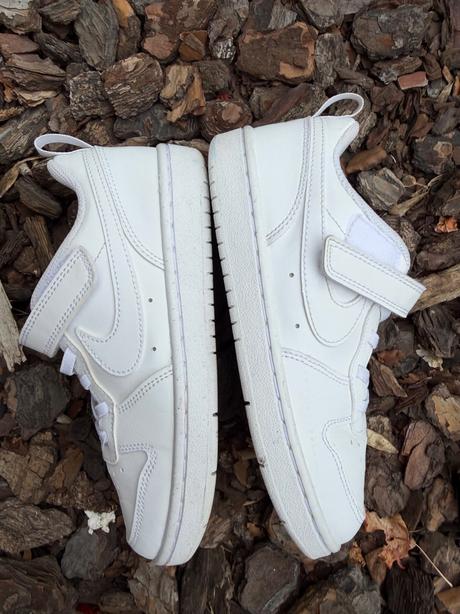 Biele tenisky, nike,33
