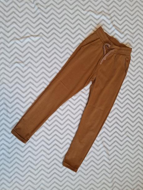 Športové nohavice/tepláky zn. h&m, veľ 134, h&m,134