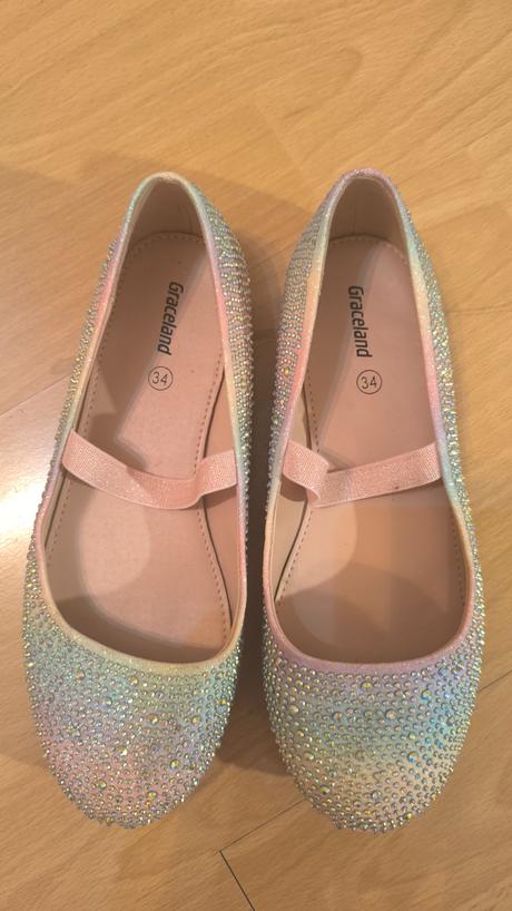 Balerinky, graceland,34
