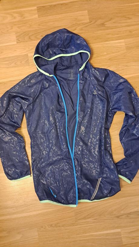 Jemna vetrovka ( dazd,vietor) 164, decathlon,164