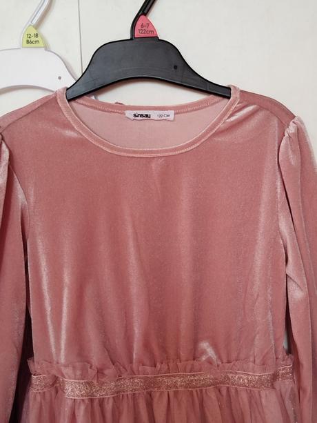 Predám šaty 2 ks v.122 krasné ako nove, sinsay,122