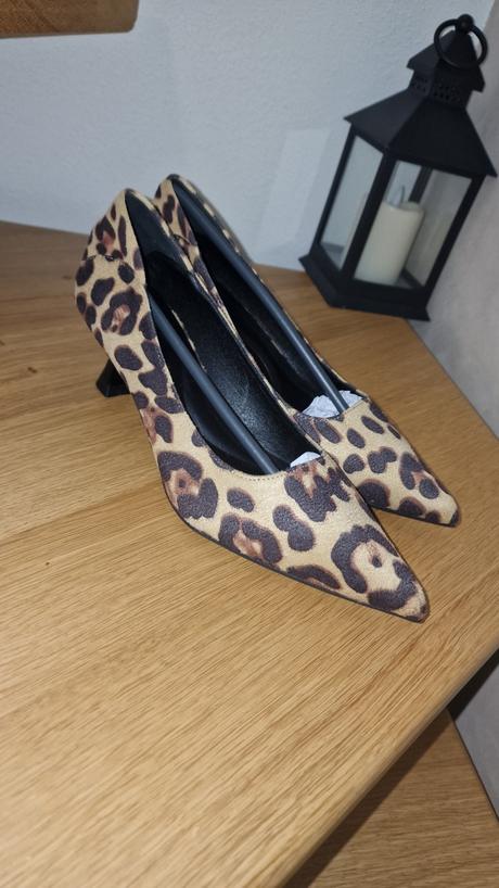 Lodičky leopard, 35