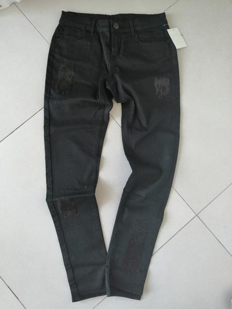 Čierne dievčenské rifle, c&a,176