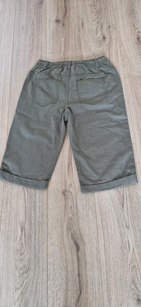 Dlhšie kraťasy, bonprix,176