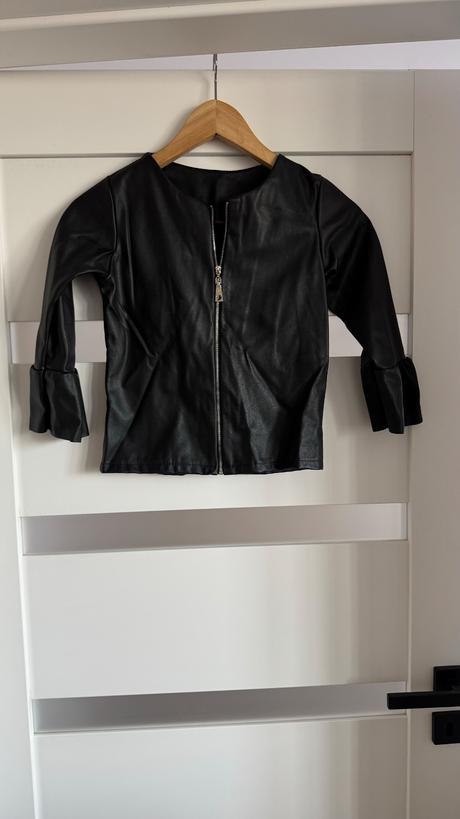 Koženkový komplet, primark,134