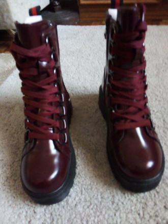 Bordové topánky so zapínaním na zips, 36