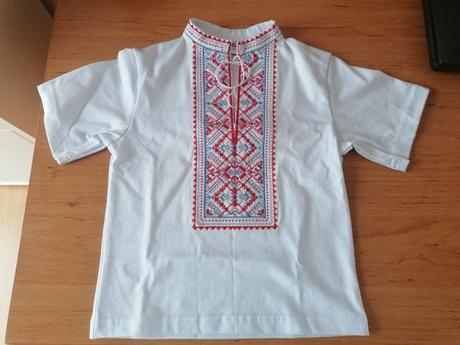 Vyšívaná košieľka, 92