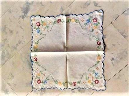 Starožitné bavlnené prestieranie, 