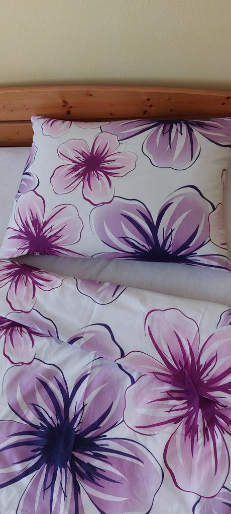 Posteľné obliečky,