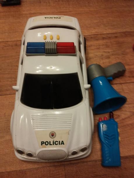 Veľké policajné auto, 