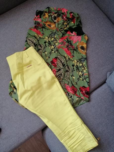 Neónové žlté 3/4 nohavice, veľkosť m, m