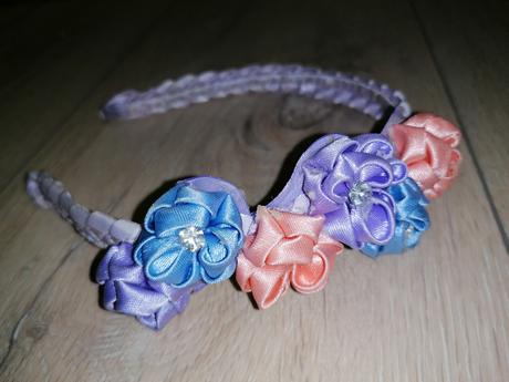 Čelenka s kvietkami, 